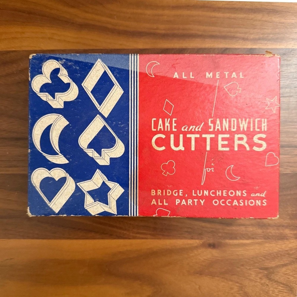 Vintage 1940s–1950s All-Metal Cake and Sandwich Cutters – Original Box -MCM